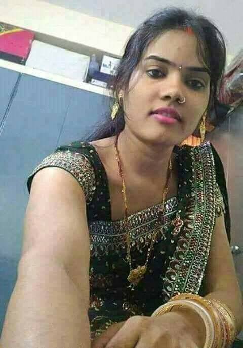 বাড়াটা বালিকার গুদের ভিতরে কেপে কেপে-Bangla Choti